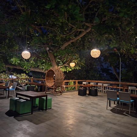 Javacove Beach Hotel Batukaras Экстерьер фото