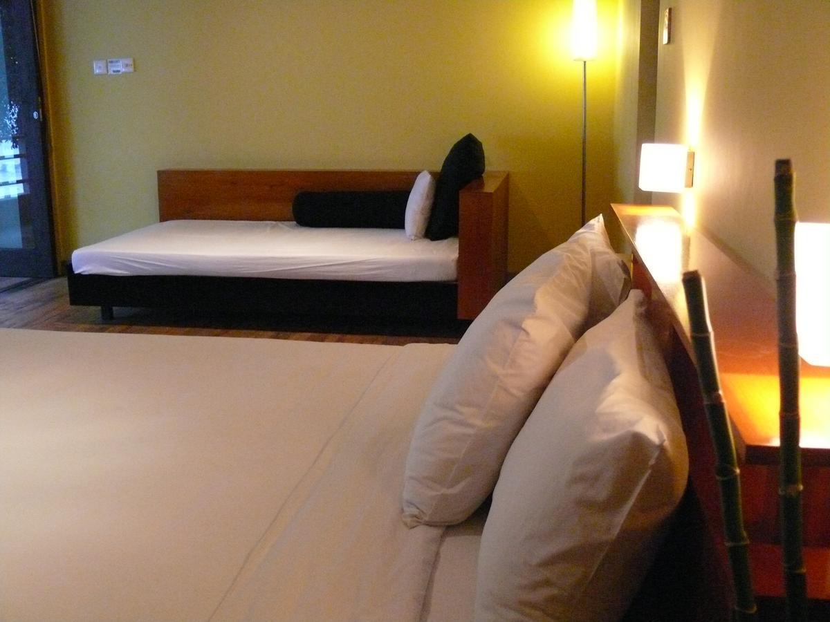 Javacove Beach Hotel Batukaras Экстерьер фото
